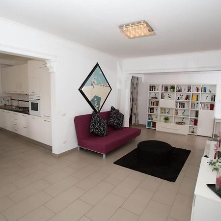 Appia Tourist Apartment ローマ エクステリア 写真