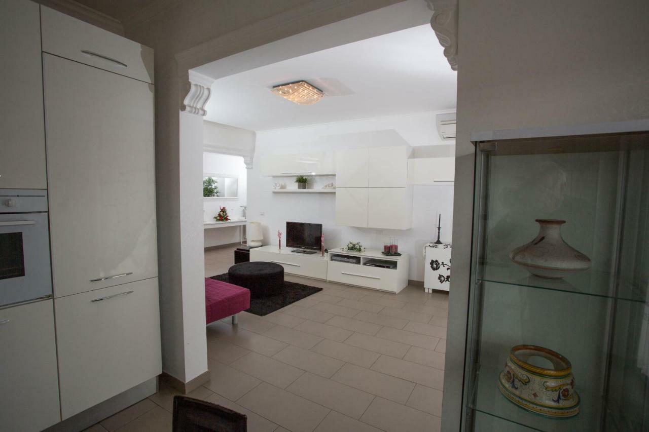 Appia Tourist Apartment ローマ エクステリア 写真